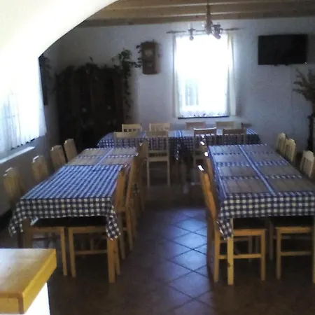 Ubytovani Strachotin